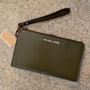 MICHAEL Michael Kors Adele Jet Set Wristlet
